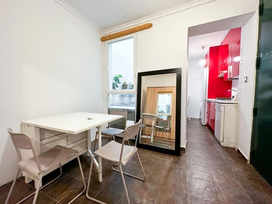 Urbano Y Refrescante Estudio En Sotano Apartamento Madrid